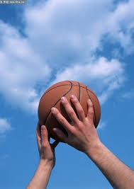 又一部游戏改编大片《怪物猎人》即将上映，快来华为体验店先睹为